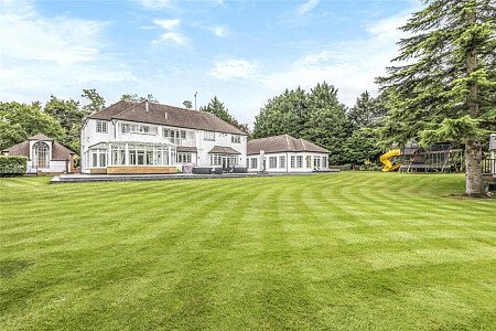 Ridge Houses - Filming Locations Locations Direct -25