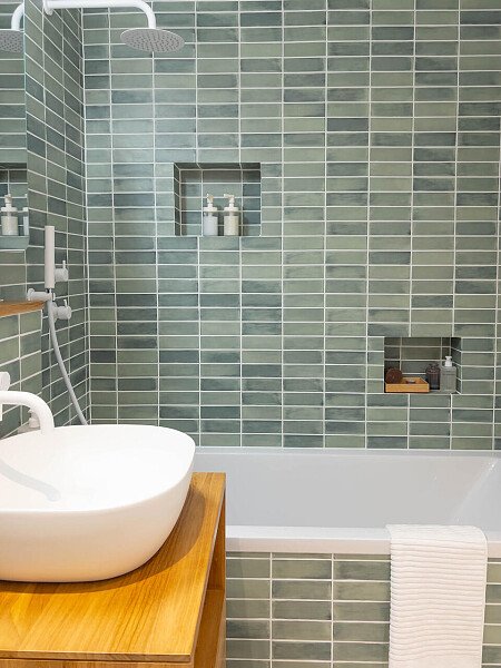 Flat 8  - Filming Locations Locations Direct -05