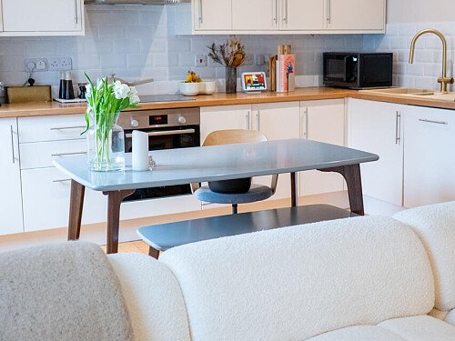 Flat 8  - Filming Locations Locations Direct -15