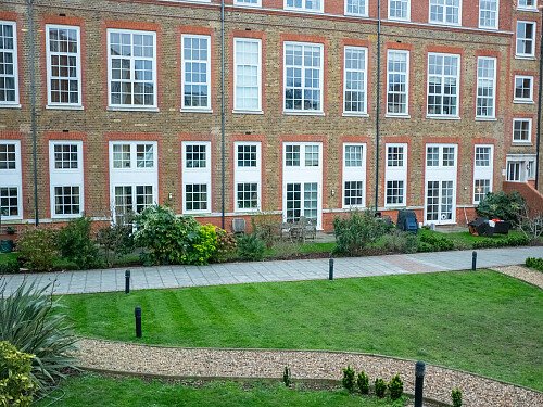 Flat 8  - Filming Locations Locations Direct -19