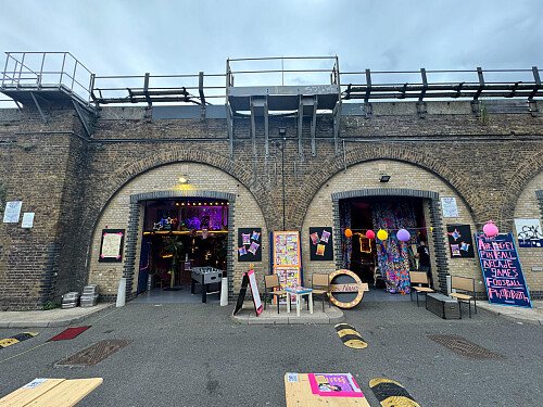 Mad House - Filming Locations Locations Direct -06