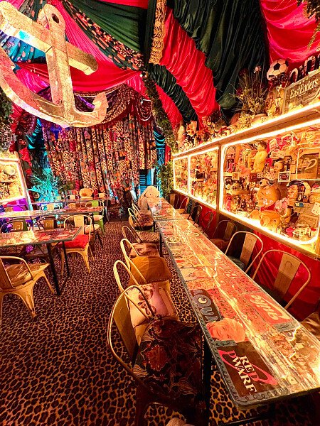 Mad House - Filming Locations Locations Direct -12