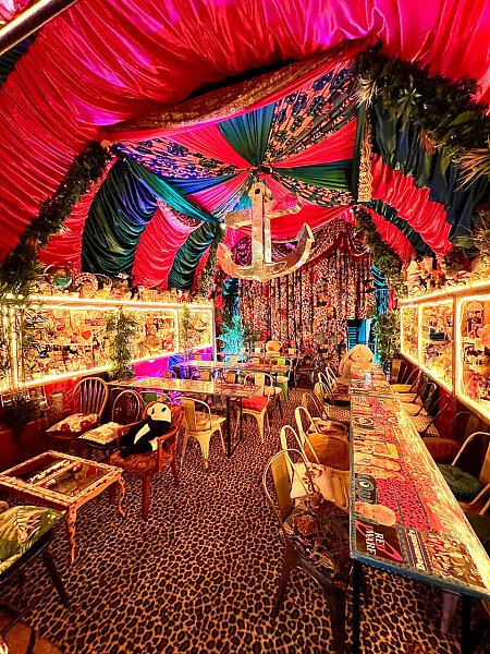 Mad House - Filming Locations Locations Direct -13