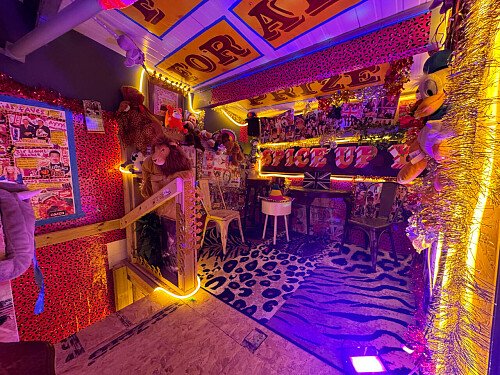 Mad House - Filming Locations Locations Direct -20