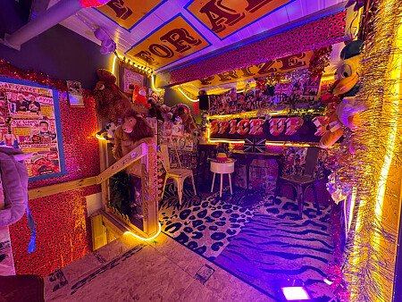 Mad House - Filming Locations Locations Direct -20