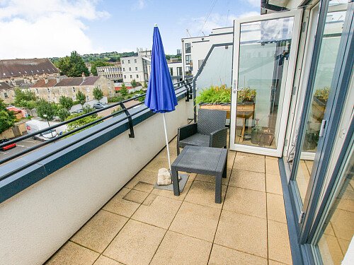 Bath House  - Filming Locations Locations Direct -18