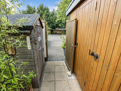 Bath House  - Filming Locations Locations Direct -19