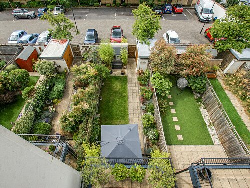 Bath House  - Filming Locations Locations Direct -23