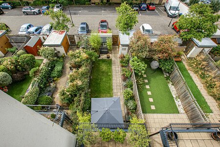 Bath House  - Filming Locations Locations Direct -23