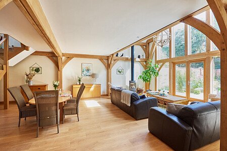 Earlesden House  - Filming Locations Locations Direct -04