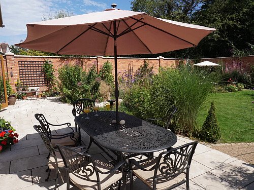 Earlesden House  - Filming Locations Locations Direct -18