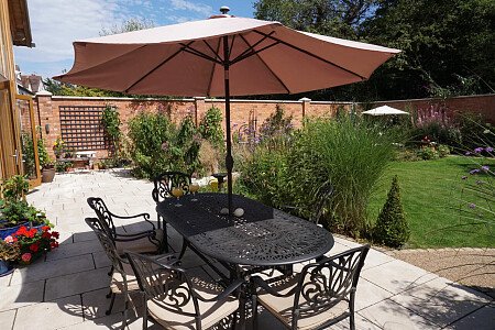 Earlesden House  - Filming Locations Locations Direct -18