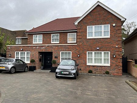 FishtankHouse - Filming Locations Locations Direct -04