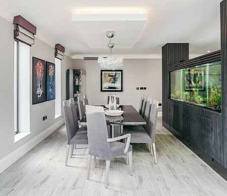 FishtankHouse - Filming Locations Locations Direct -08