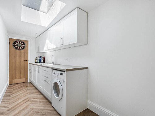 Bromley House - Filming Locations Locations Direct -13