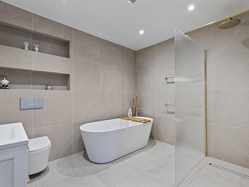 Bromley House - Filming Locations Locations Direct -23