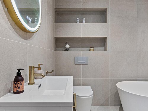 Bromley House - Filming Locations Locations Direct -24