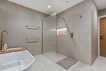 Bromley House - Filming Locations Locations Direct -28