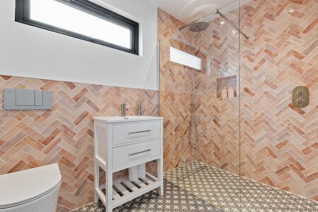 Bromley House - Filming Locations Locations Direct -30