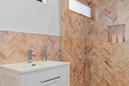 Bromley House - Filming Locations Locations Direct -31