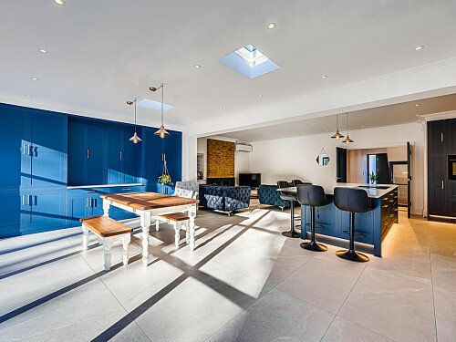 Woodside House - Filming Locations Locations Direct -04