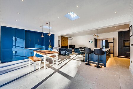 Woodside House - Filming Locations Locations Direct -04