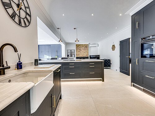 Woodside House - Filming Locations Locations Direct -06