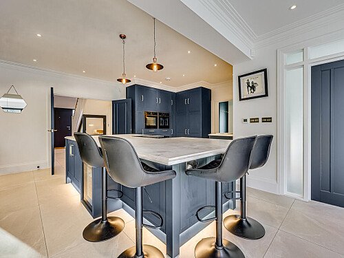 Woodside House - Filming Locations Locations Direct -10