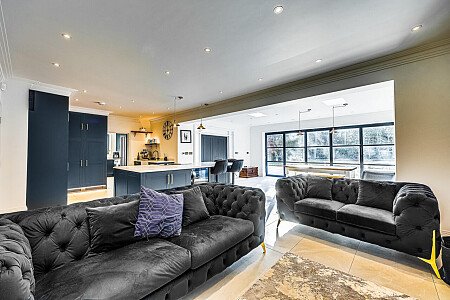 Woodside House - Filming Locations Locations Direct -12