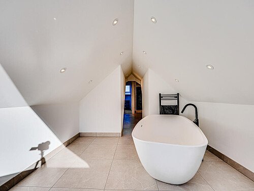 Woodside House - Filming Locations Locations Direct -33