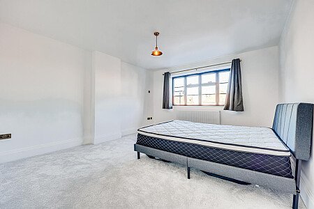 Woodside House - Filming Locations Locations Direct -39