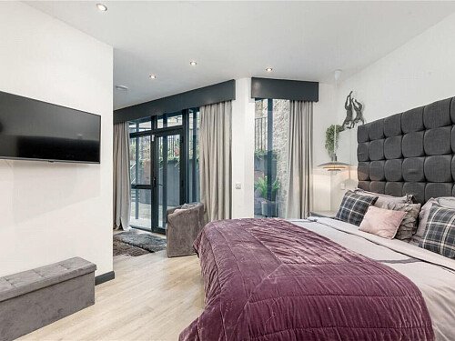 Fireplace House - Filming Locations Locations Direct -13