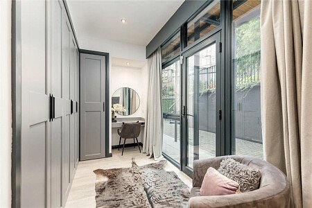 Fireplace House - Filming Locations Locations Direct -15