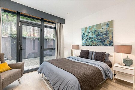 Fireplace House - Filming Locations Locations Direct -18