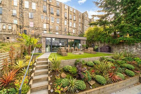 Fireplace House - Filming Locations Locations Direct -27