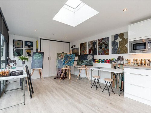 Fireplace House - Filming Locations Locations Direct -29