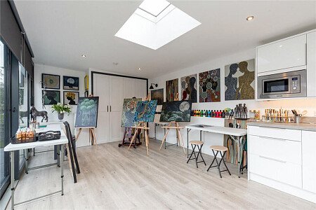 Fireplace House - Filming Locations Locations Direct -29