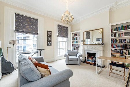 Cambridge Townhouse House - Filming Locations Locations Direct -01