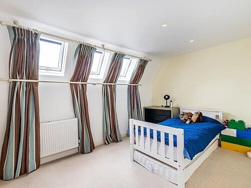 Cambridge Townhouse House - Filming Locations Locations Direct -11