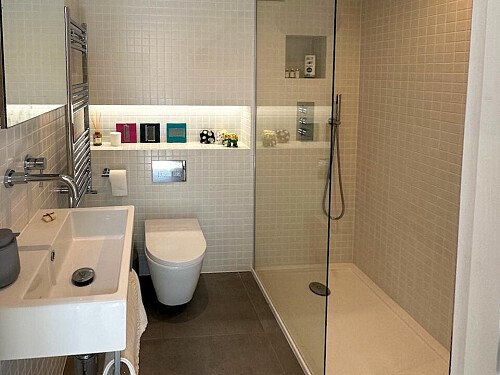 Teddington House - Filming Locations Locations Direct -13