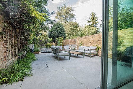 Teddington House - Filming Locations Locations Direct -22