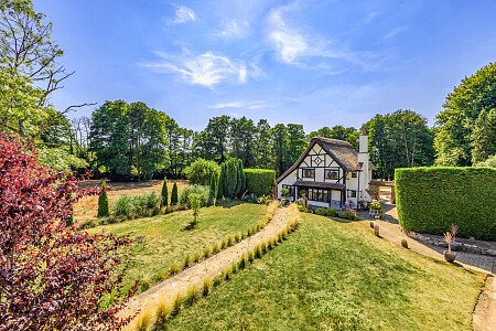 Little Cottage - Filming Locations Locations Direct -05