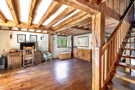 Little Cottage - Filming Locations Locations Direct -08