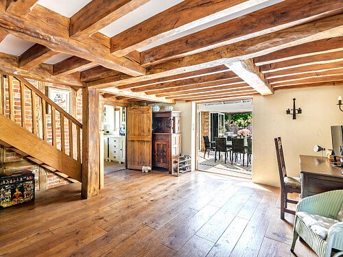 Little Cottage - Filming Locations Locations Direct -07