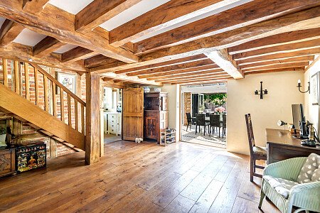 Little Cottage - Filming Locations Locations Direct -07