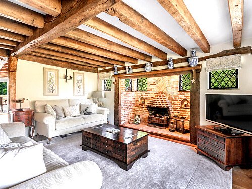 Little Cottage - Filming Locations Locations Direct -18