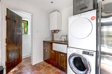 Little Cottage - Filming Locations Locations Direct -29