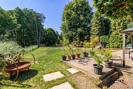 Little Cottage - Filming Locations Locations Direct -41