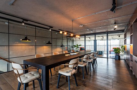 Office Apartment - Filming Locations Locations Direct -113