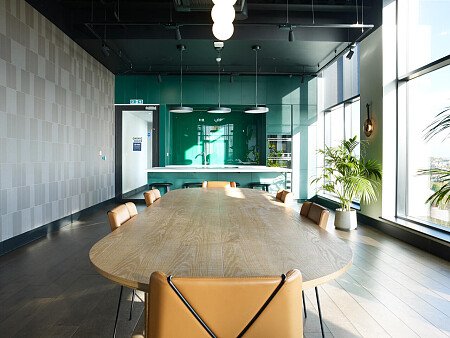 Office Apartment - Filming Locations Locations Direct -126